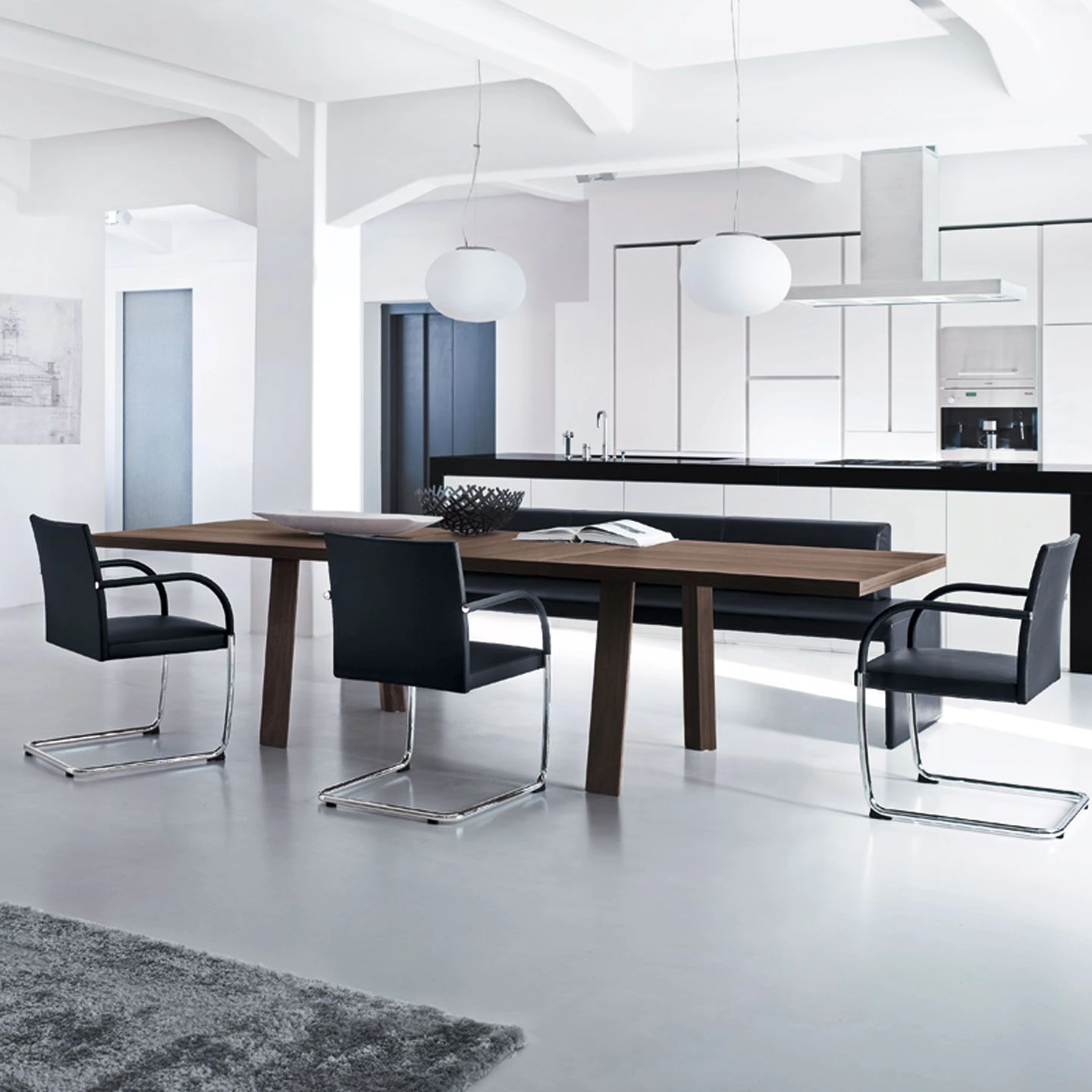 Tadeo Large Extending Table