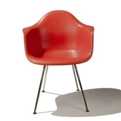 Vitra DAX Eames Plastic Armchair