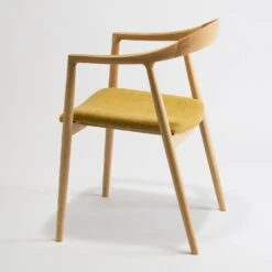 Hata Chair