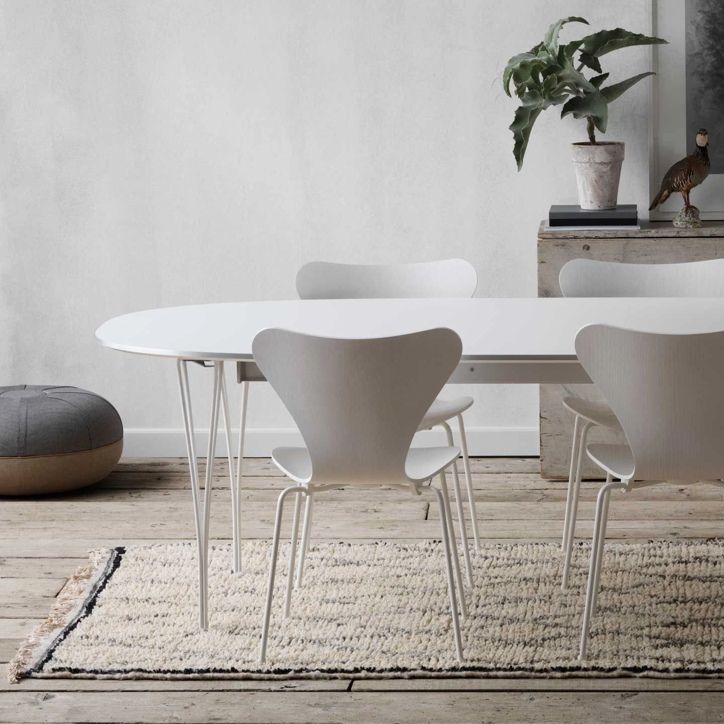 Fritz Hansen Superellipse B619 Extend Table - Image 8