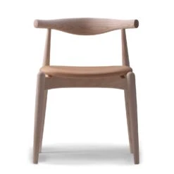 CH20 Elbow Chair
